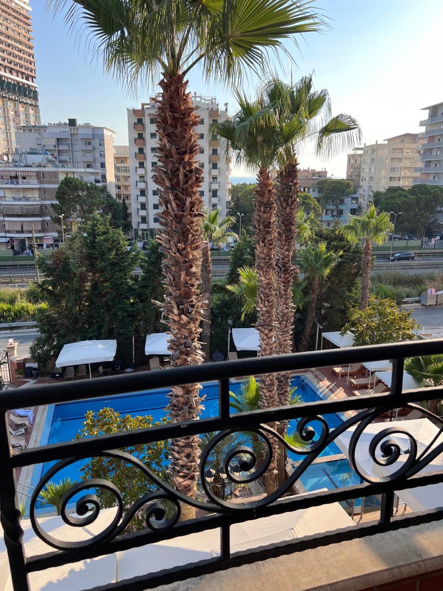 Sofra Hotell 4*