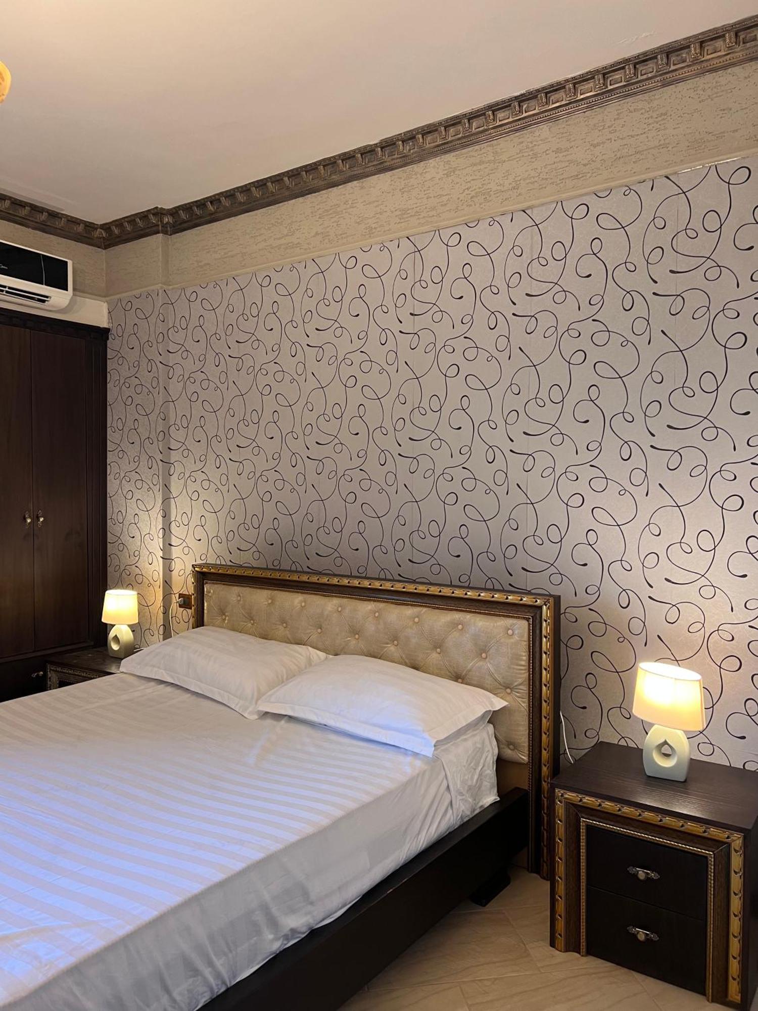 Hotell Sofra Kryemëdhej