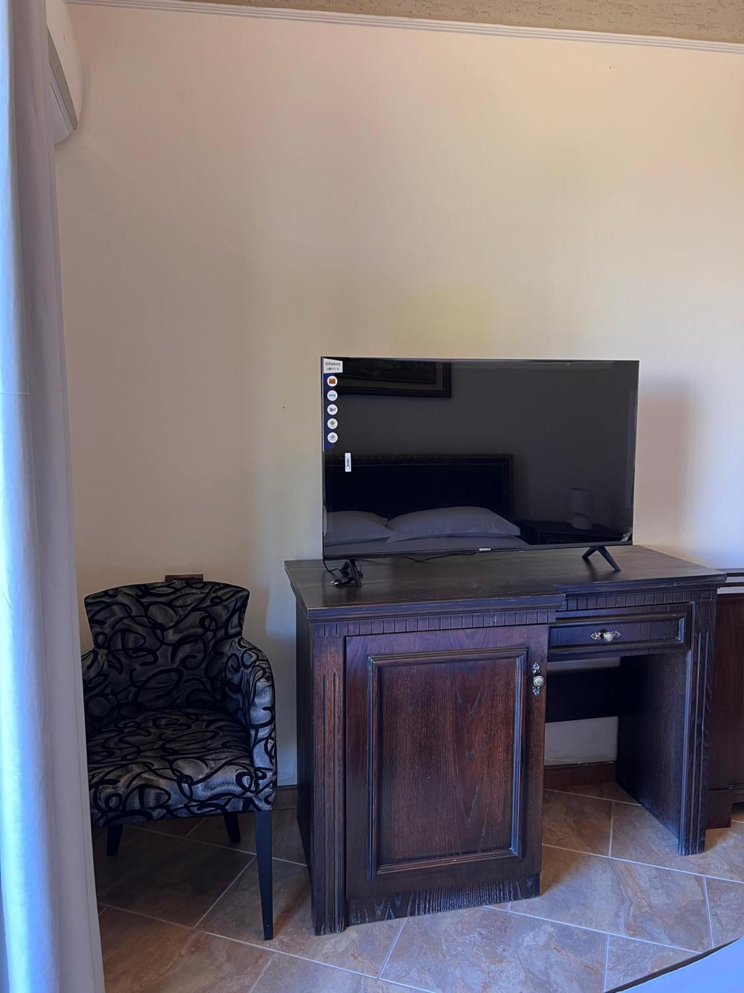 Hotell Sofra Kryemëdhej