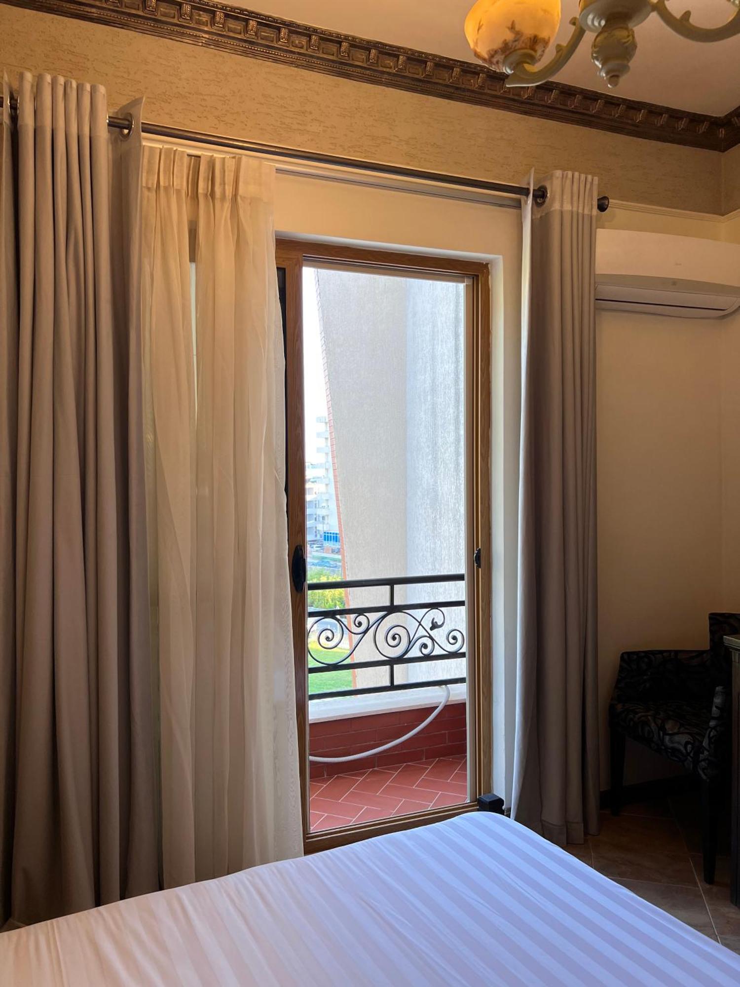 Hotel Sofra 4*